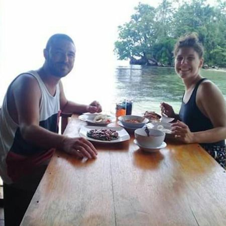 Nusa Nalan Beach Resort Rumah Olat Zewnętrze zdjęcie