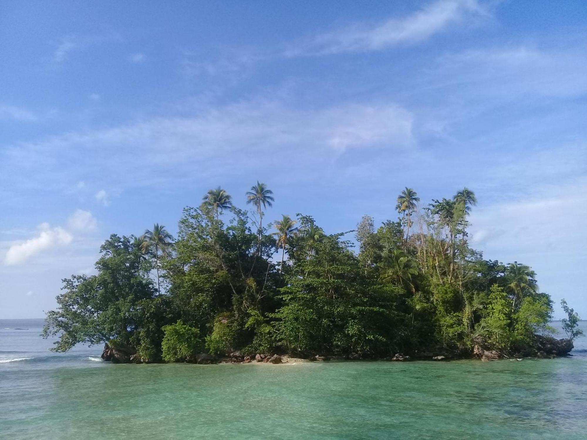 Nusa Nalan Beach Resort Rumah Olat Zewnętrze zdjęcie