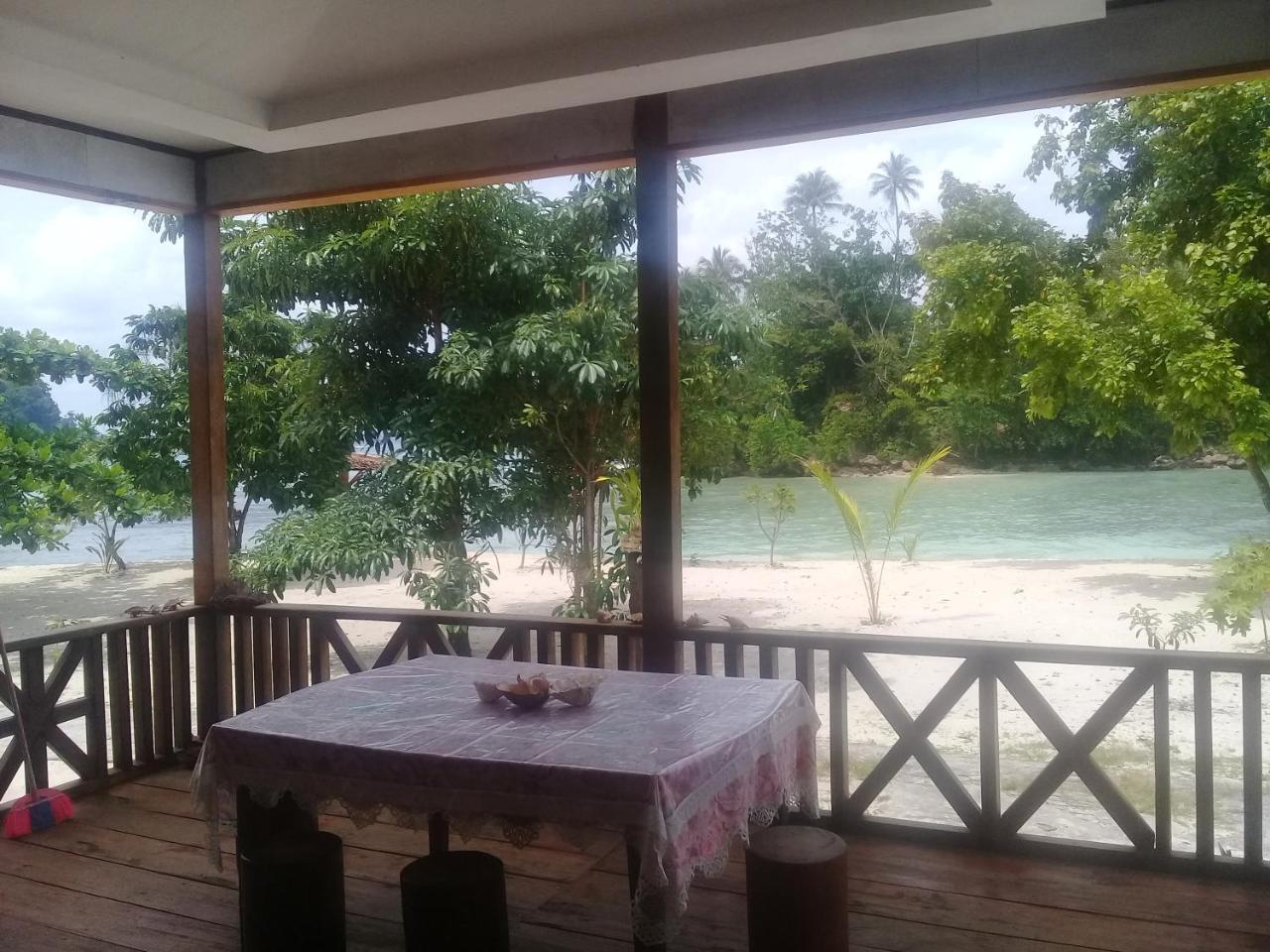 Nusa Nalan Beach Resort Rumah Olat Zewnętrze zdjęcie